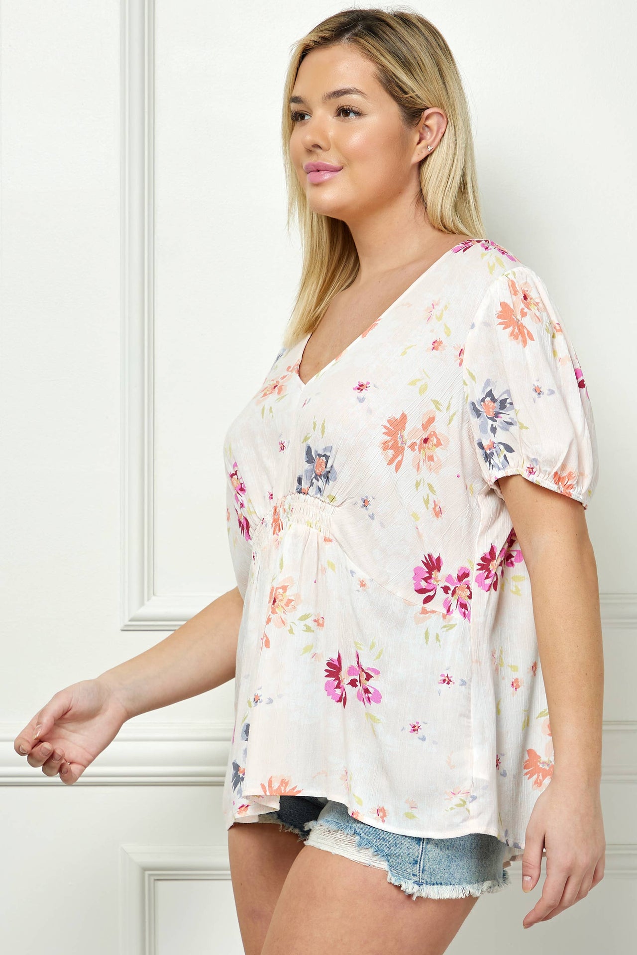 PLUS SIZE FLORAL PRINT SMOCKED TOP