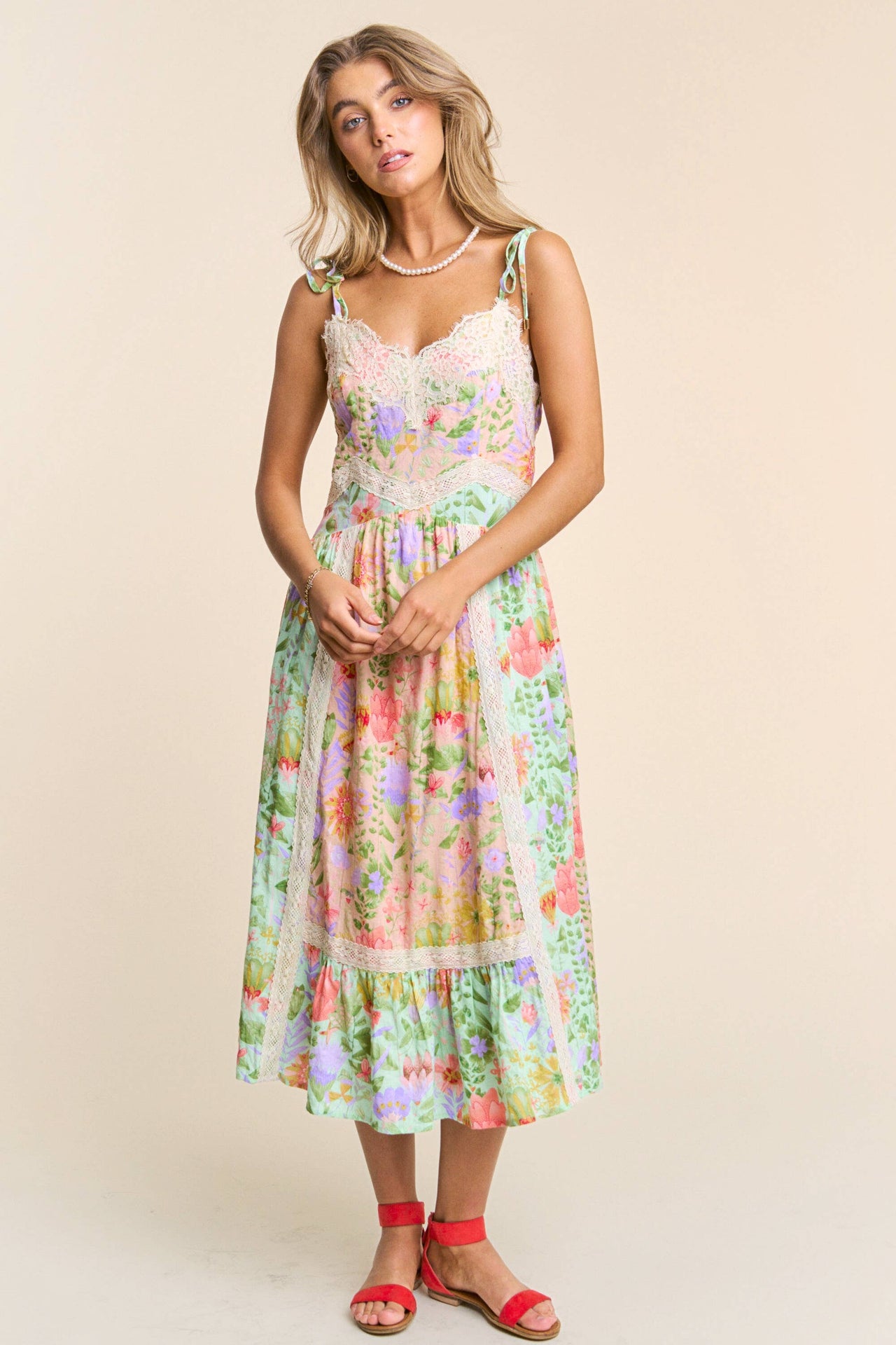 Spaghetti Multicolor Floral Print Tiered Dress Sm - Lg