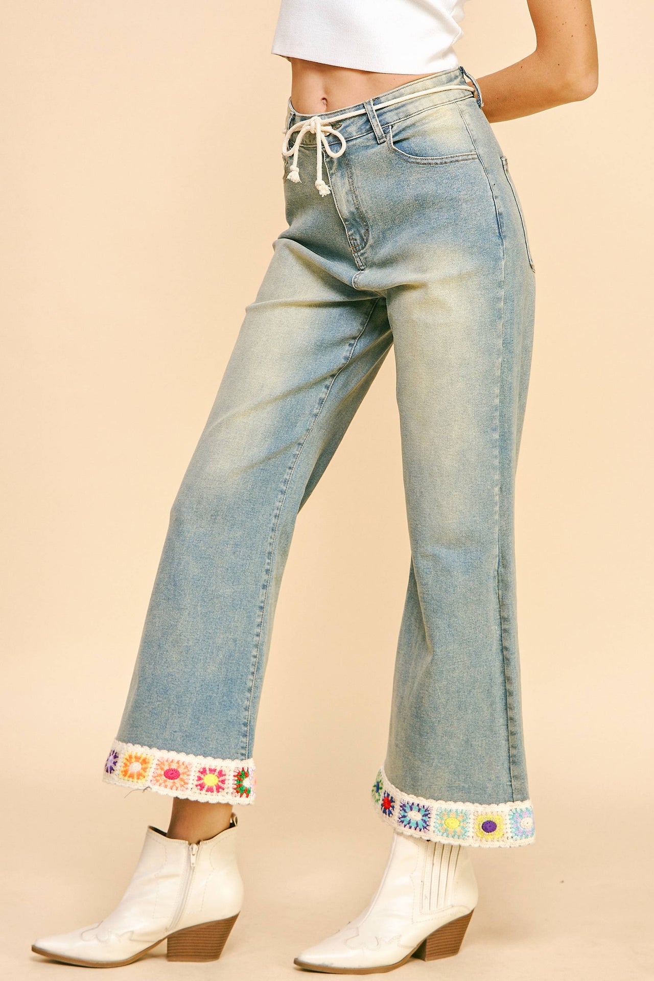 PLUS CROCHET TRIM STRAIGHT LEG LIGHT DENIM JEANS