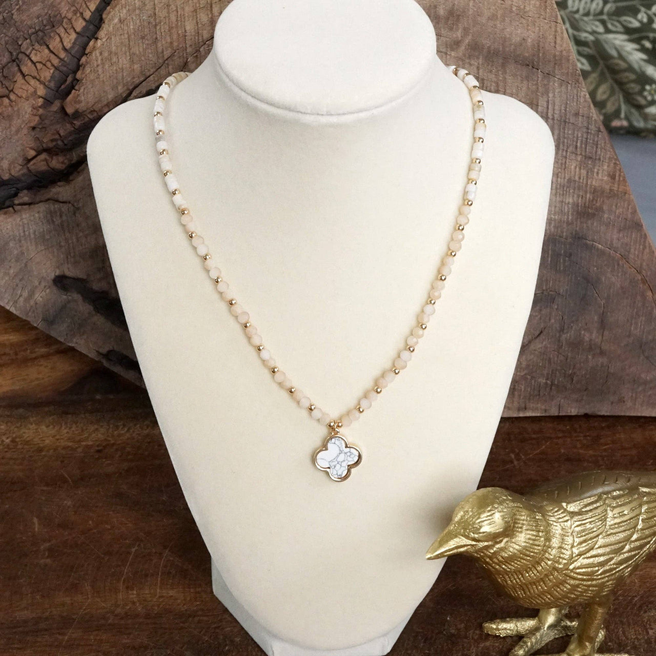 Short Beaded Clover Pendant Necklace with Semi-Precious Stone Beads