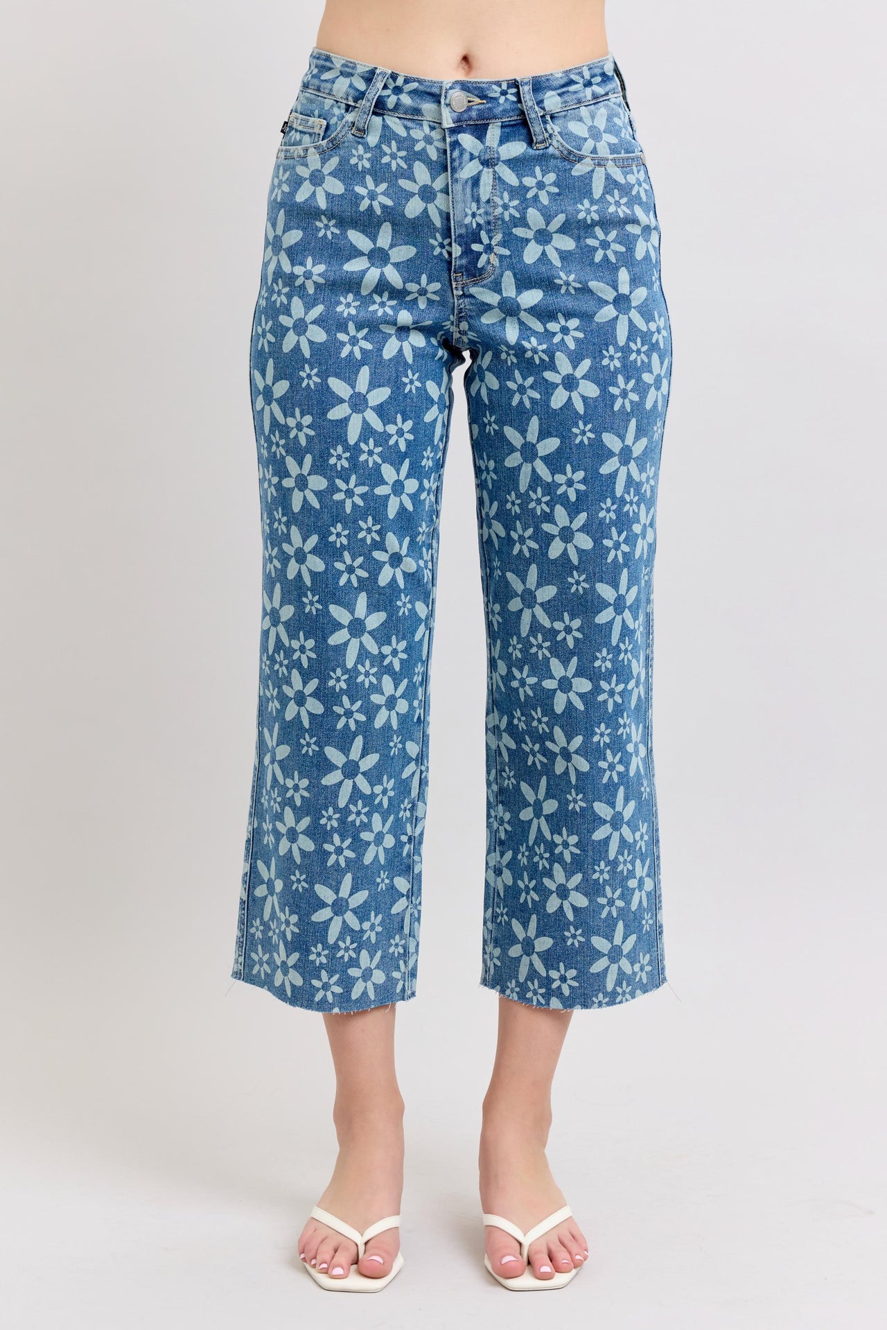 Judy Blue Daisy Cropped Jean