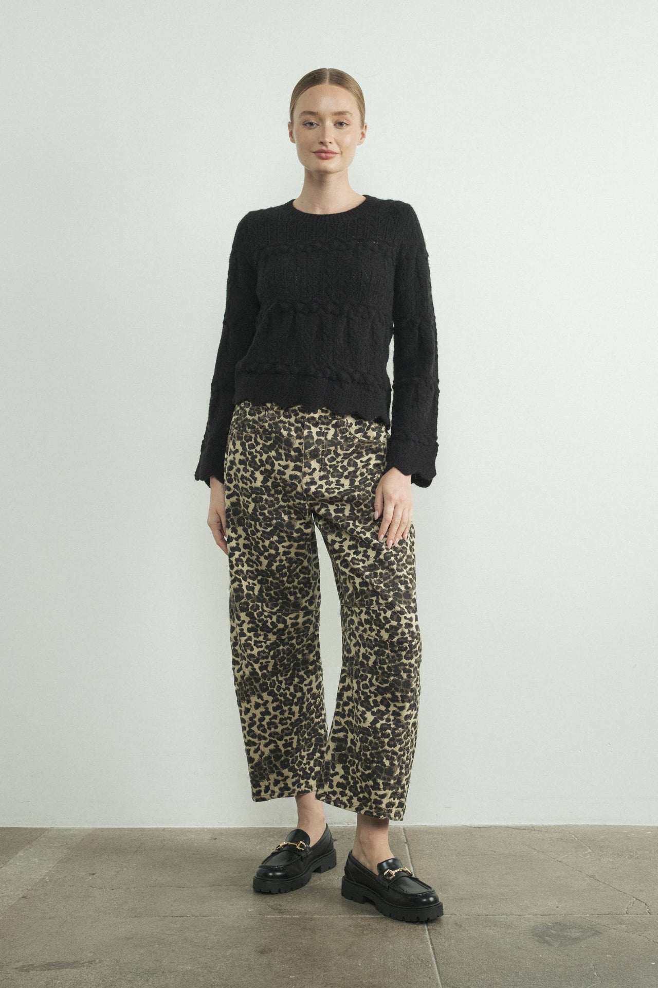 Leopard Print Baggy Barrel Jeans with Wide-Leg Fit and Mid-Rise Waist