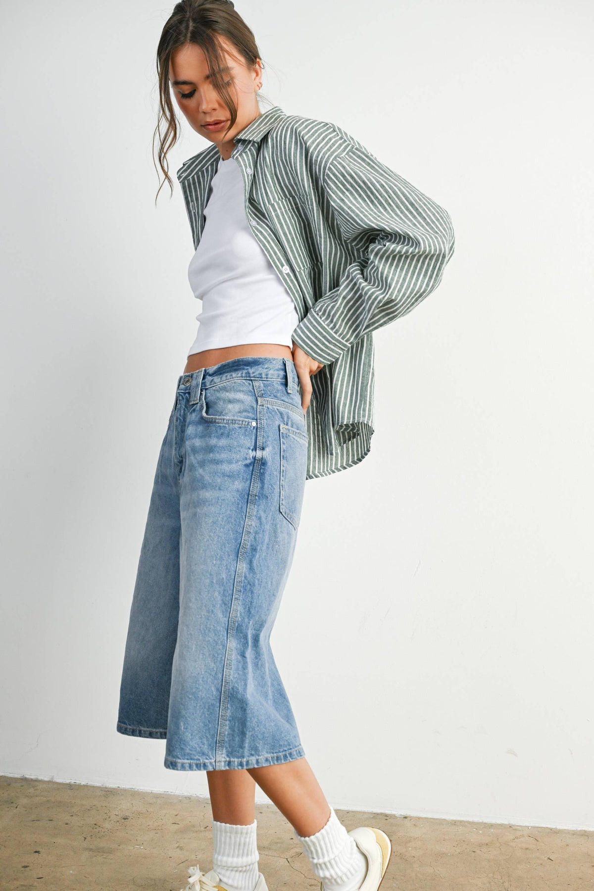 Cropped Striped Button-Up Collared Long Sleeve Top - BMT7915