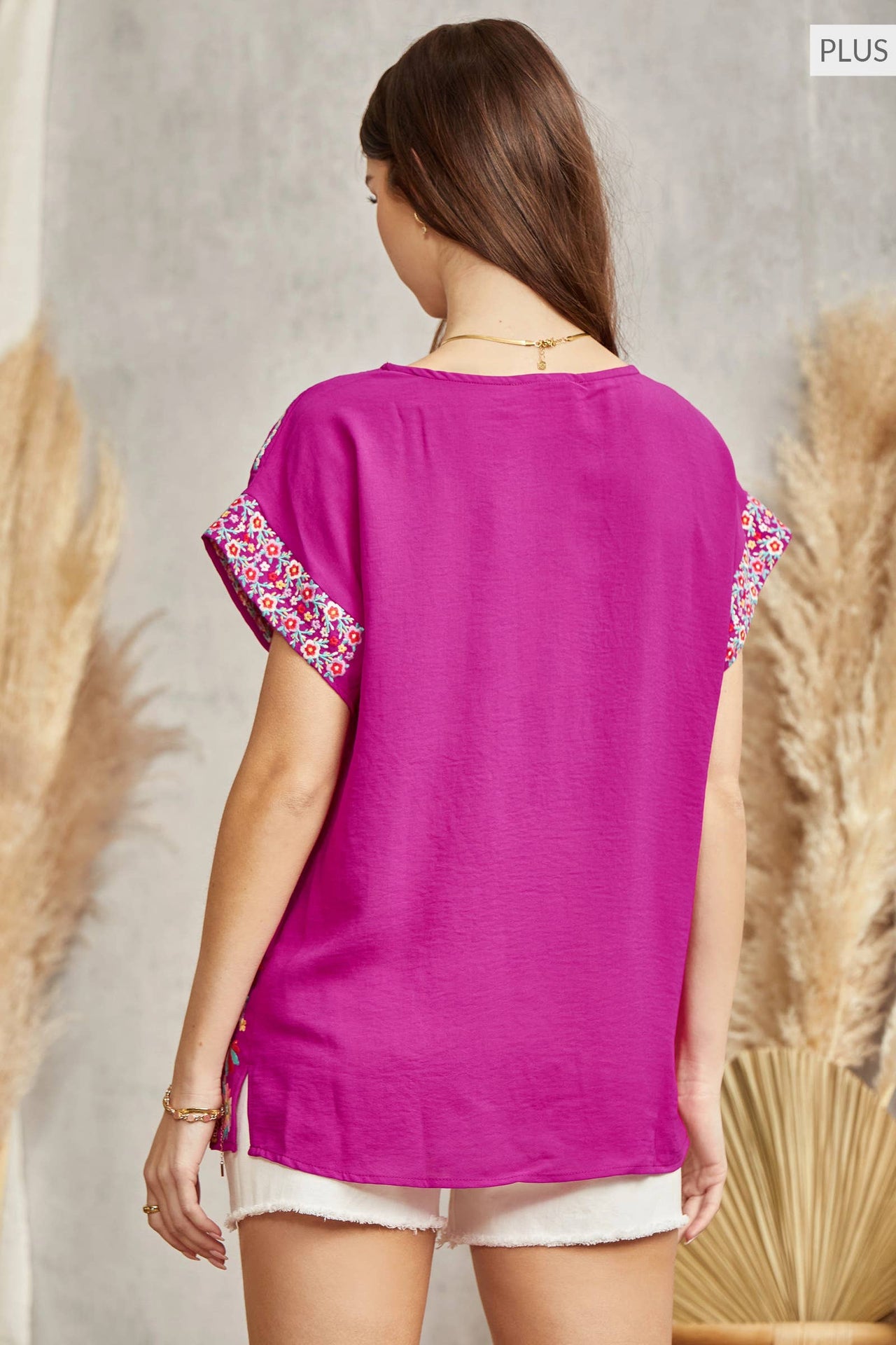 PLUS SIZE Embroidered Top: MAGENTA