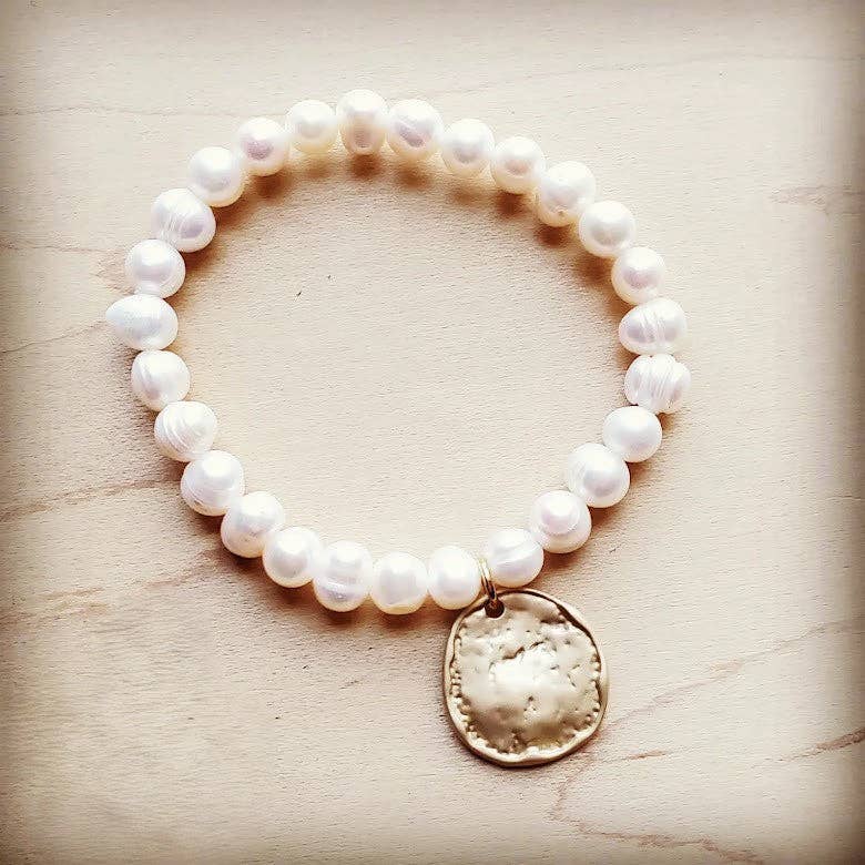 Freshwater Pearl Bracelet with Matte Gold Coin 804m