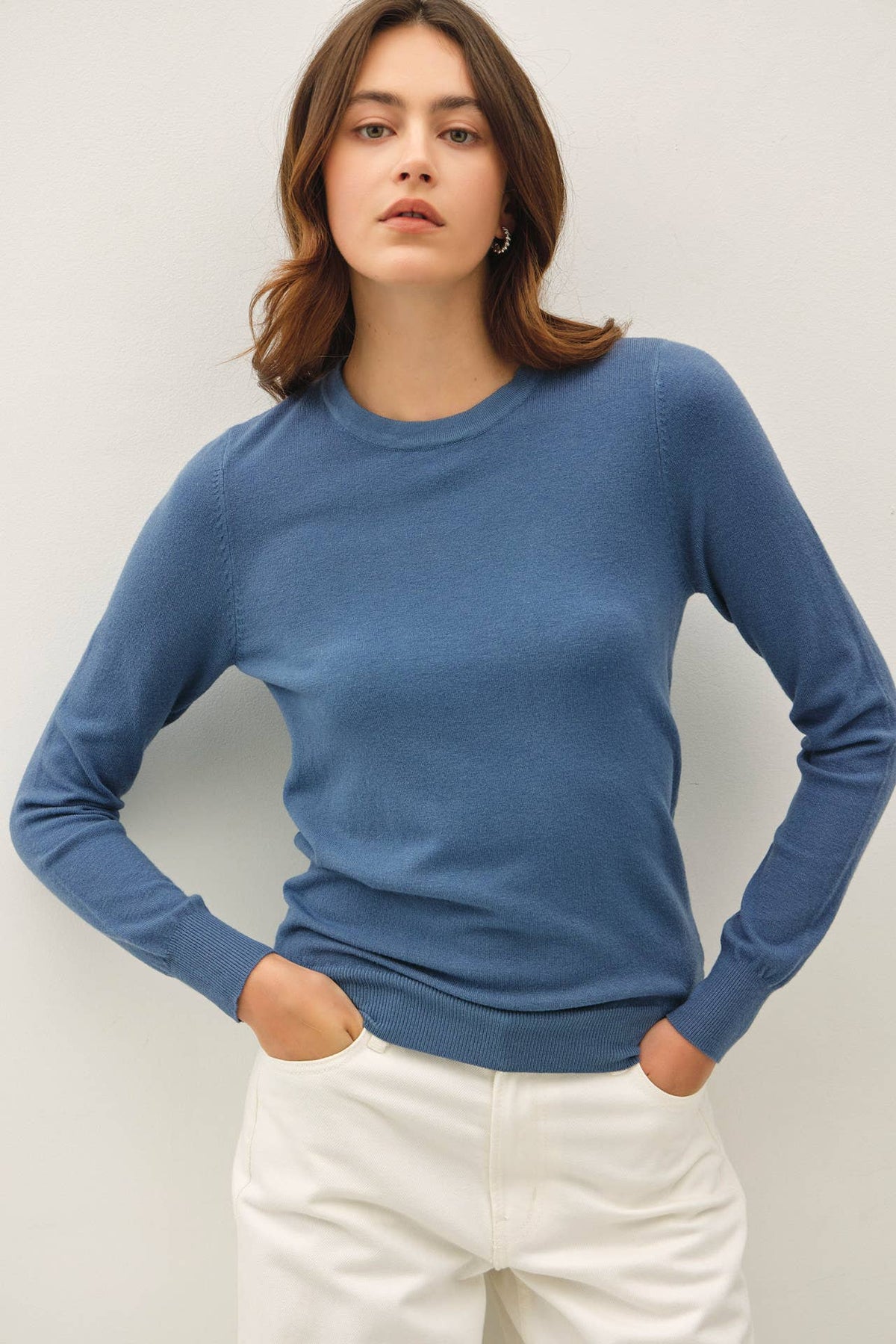 NEW COLOR-VISCOSE CREW NECK SOFT KNIT SWEATER