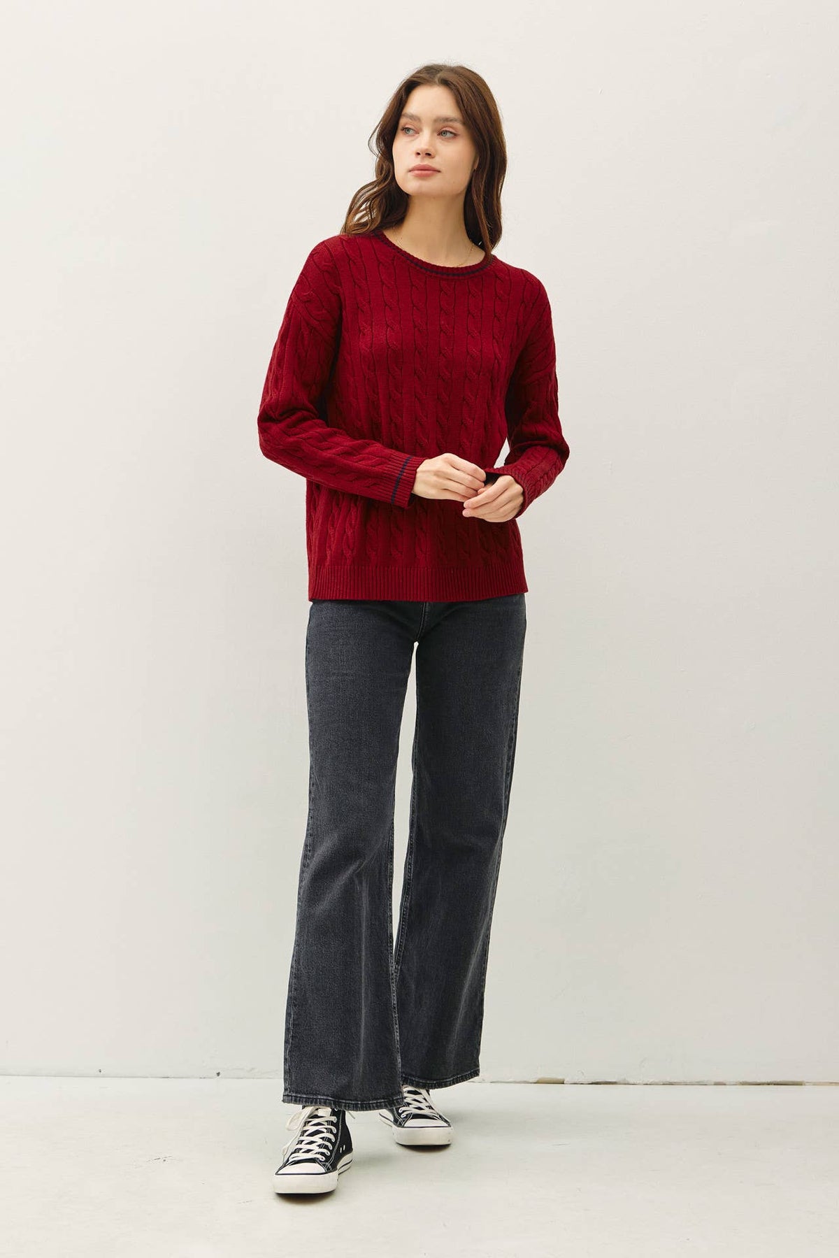 CHUNKY CABLE KNIT SWEATER WITH ACCENT DETAIL