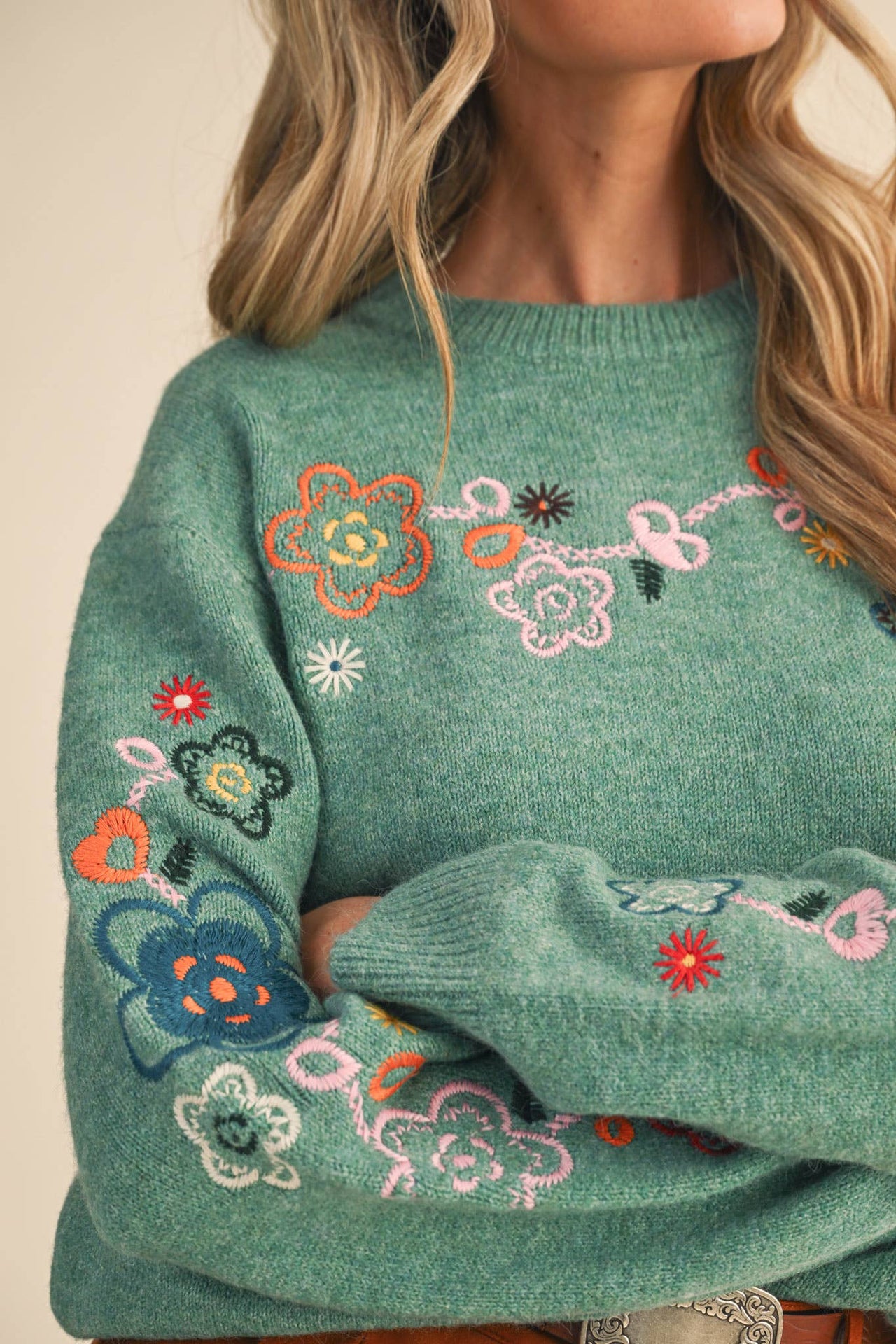 FLORAL EMBROIDERY PULLOVER SWEATER MSW10963