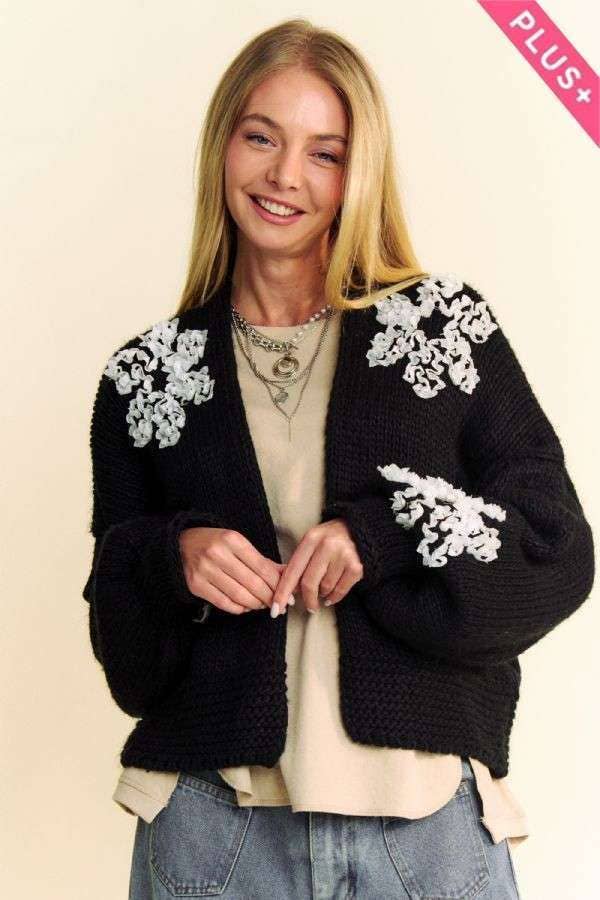 PLUS FLORAL APPLIQUE LONG SLEEVE BULKY CARDIGAN