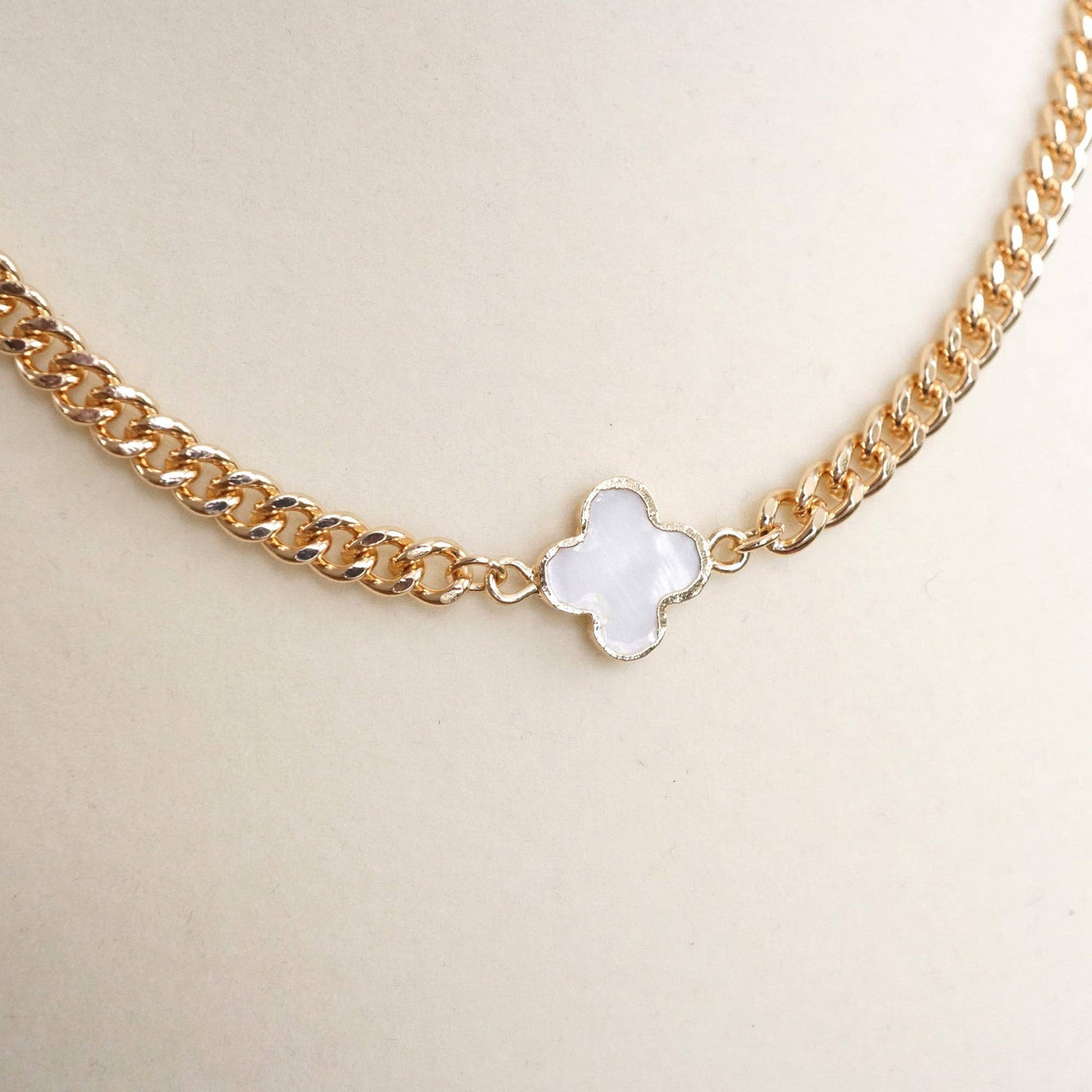 Lustrous Luck – Dainty Clover Pendant Necklace in Gold Tone