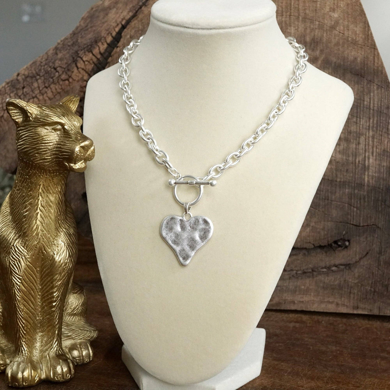 Boho Hammered Heart Front Toggle Necklace – Rustic Gold or Silver