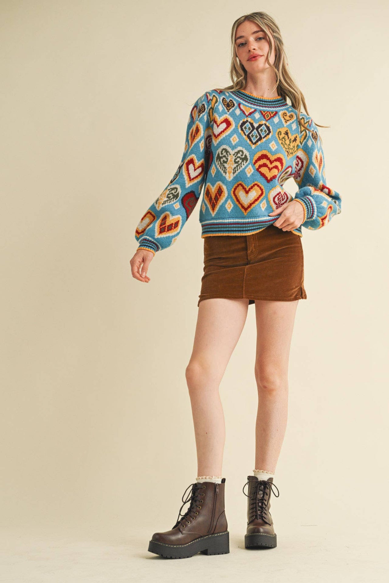 HEART PATTERN PULLOVER SWEATER