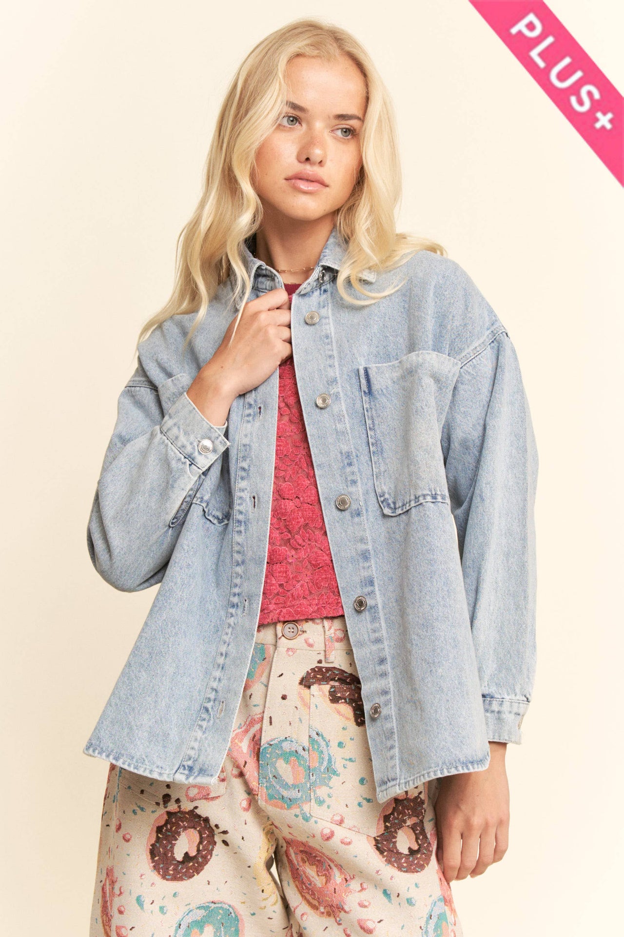 PLUS OVERSIZED DENIM JACKET FRONT CHEST POCKETS