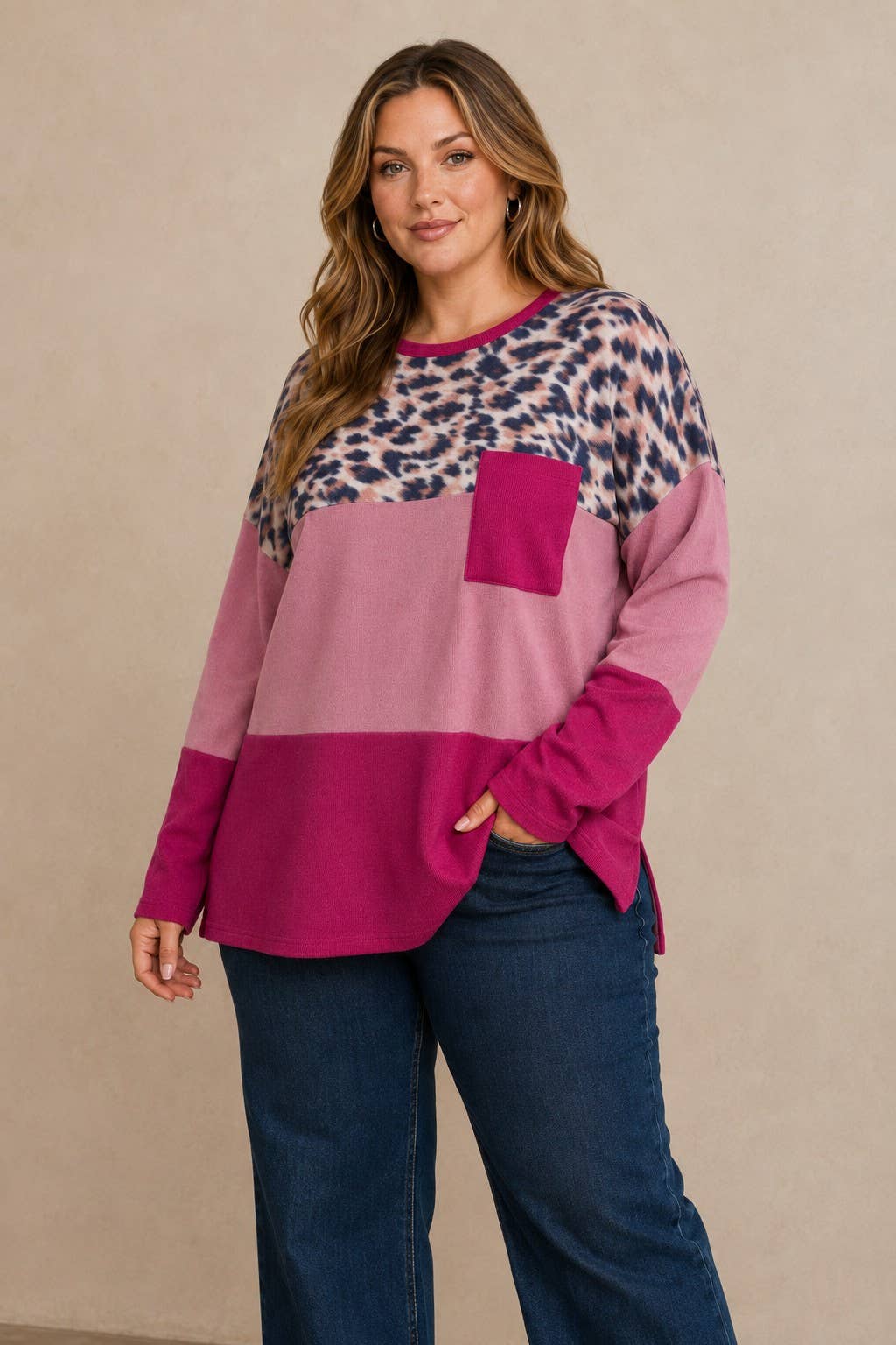 Plus size Leopard and solid mixed top with side slit