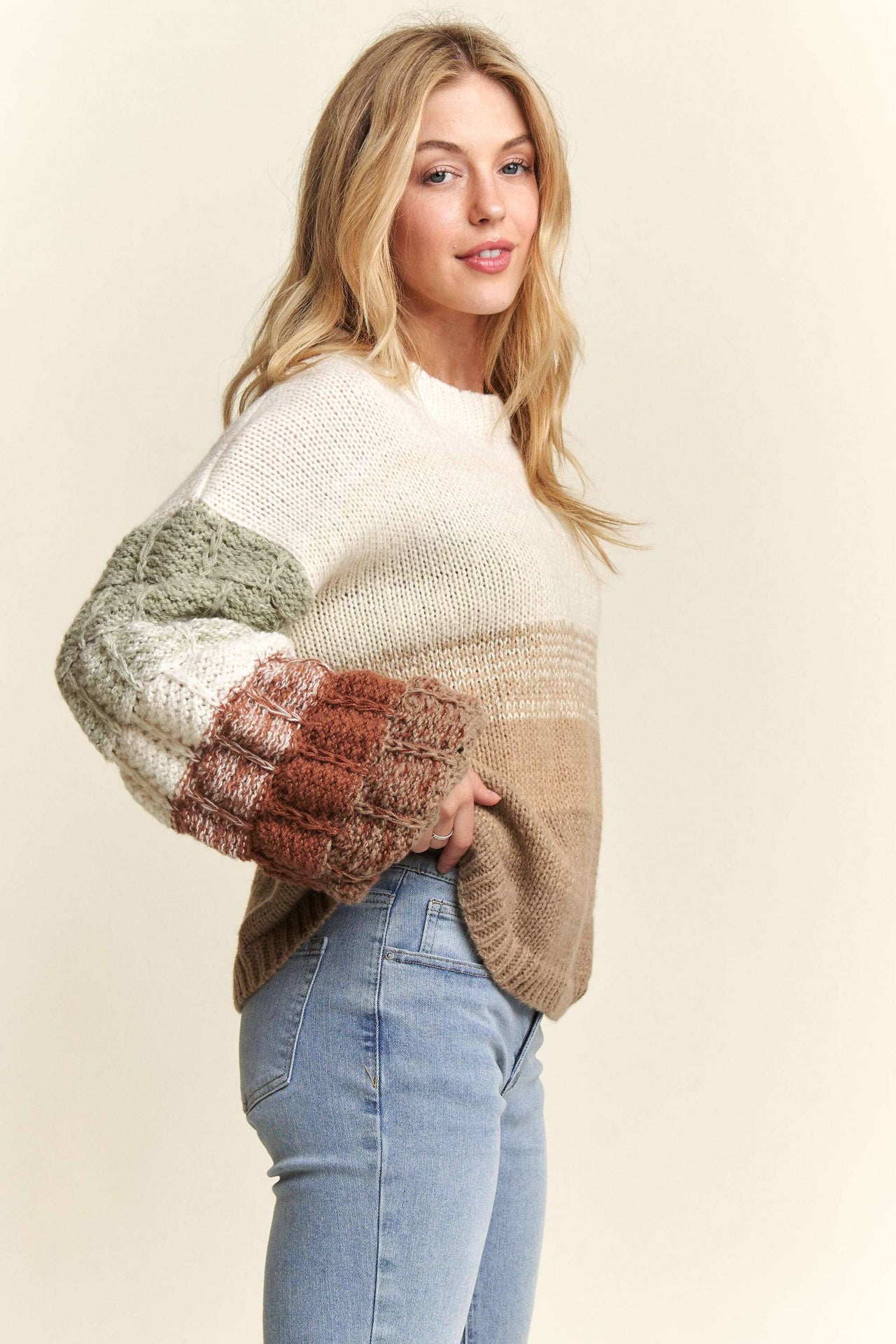 PUFF SLEEVE OMBRE SWEATER TOP