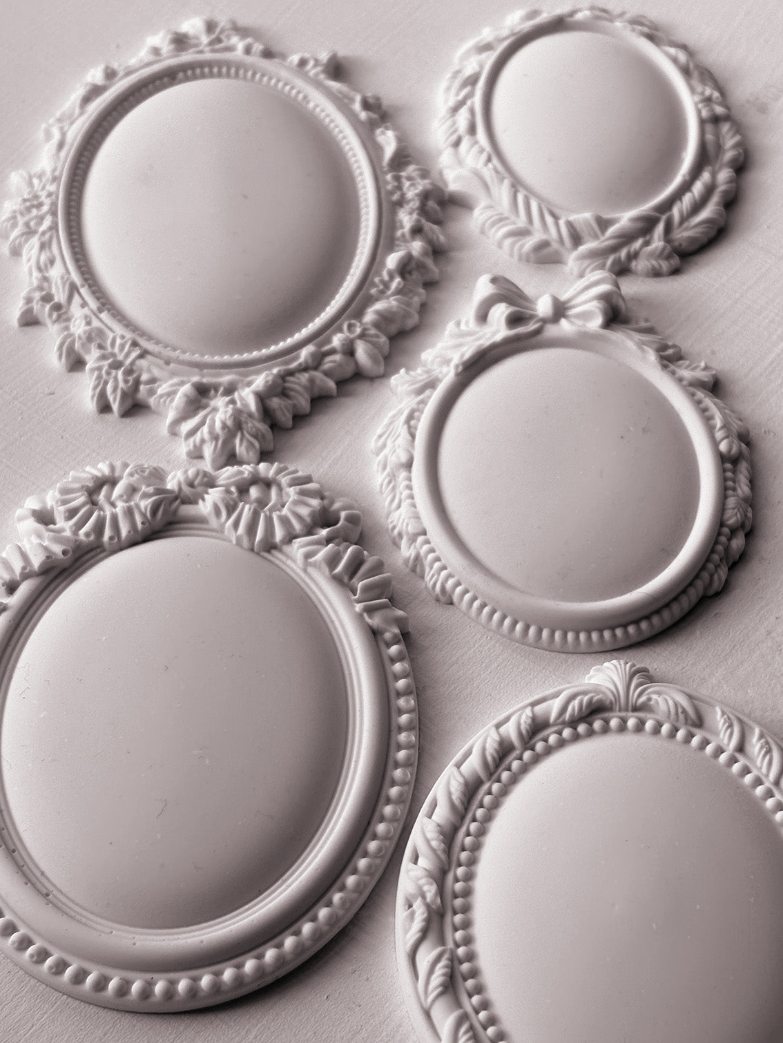 Vintage Brooches 6"x10" - IOD Decor Mould™ - Iron Orchid Designs