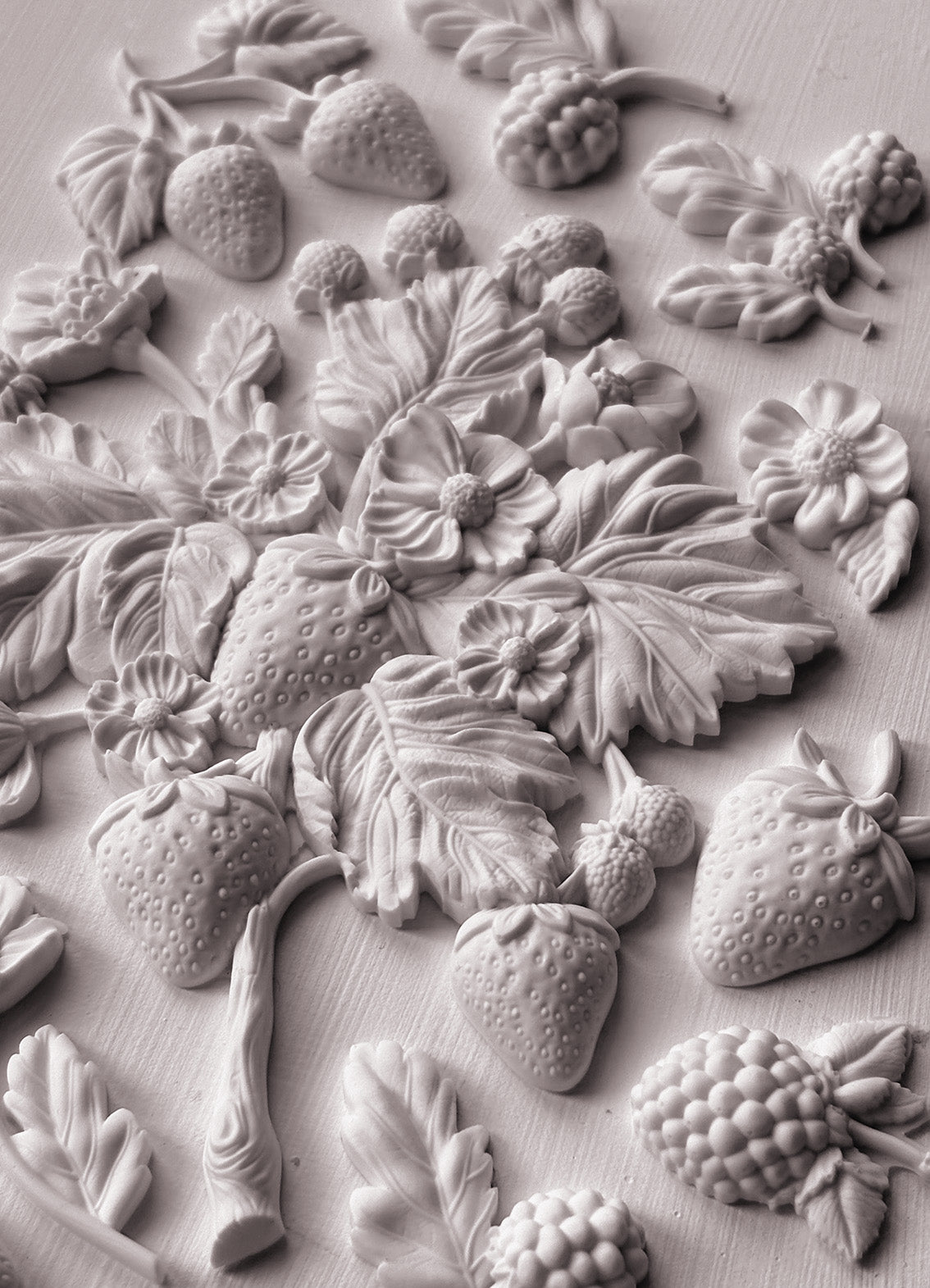 Wild Berries 6"x10" - IOD Decor Mould™ - Iron Orchid Designs