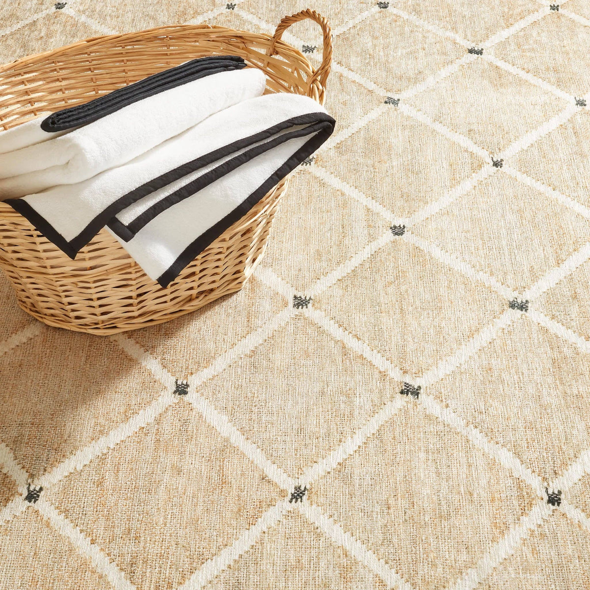 Kali Machine Washable Rug | Natural