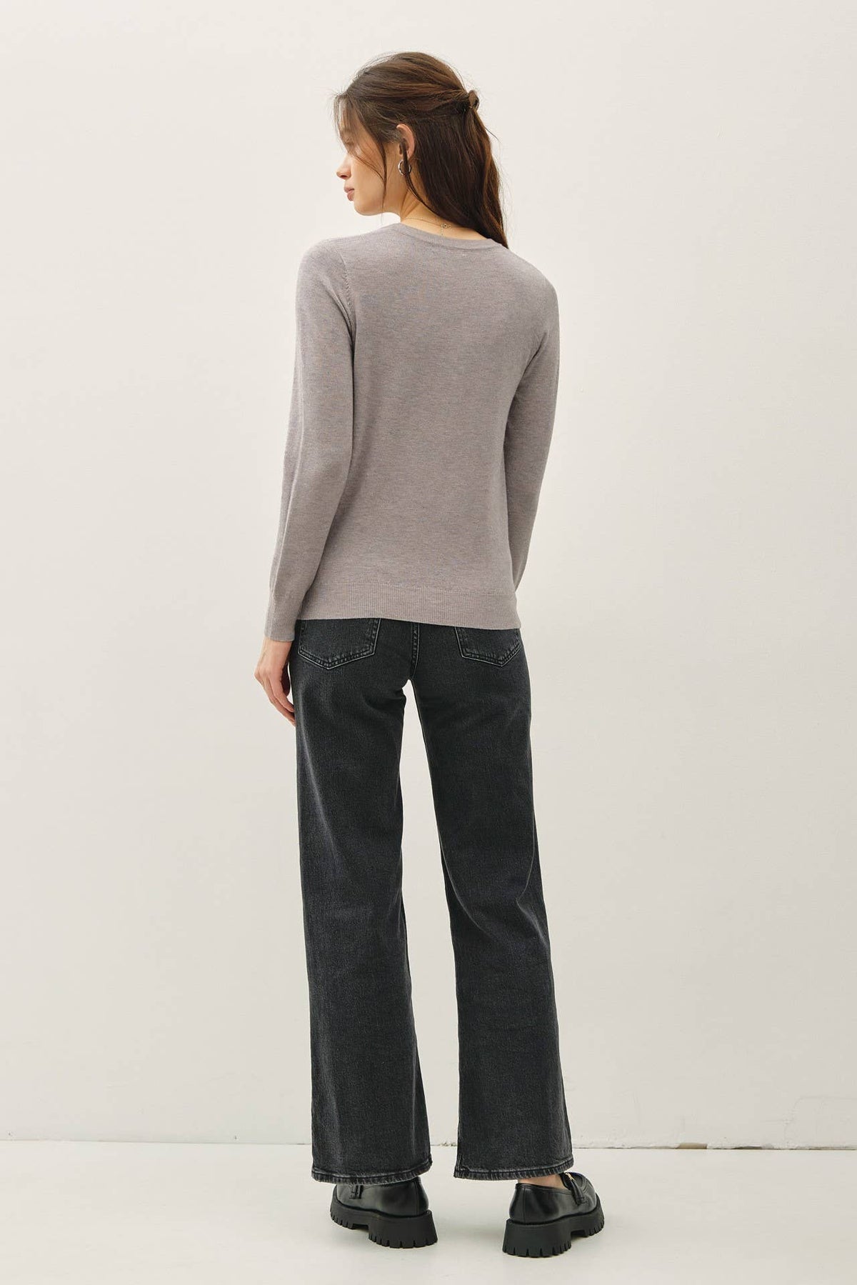 NEW COLOR-VISCOSE CREW NECK SOFT KNIT SWEATER