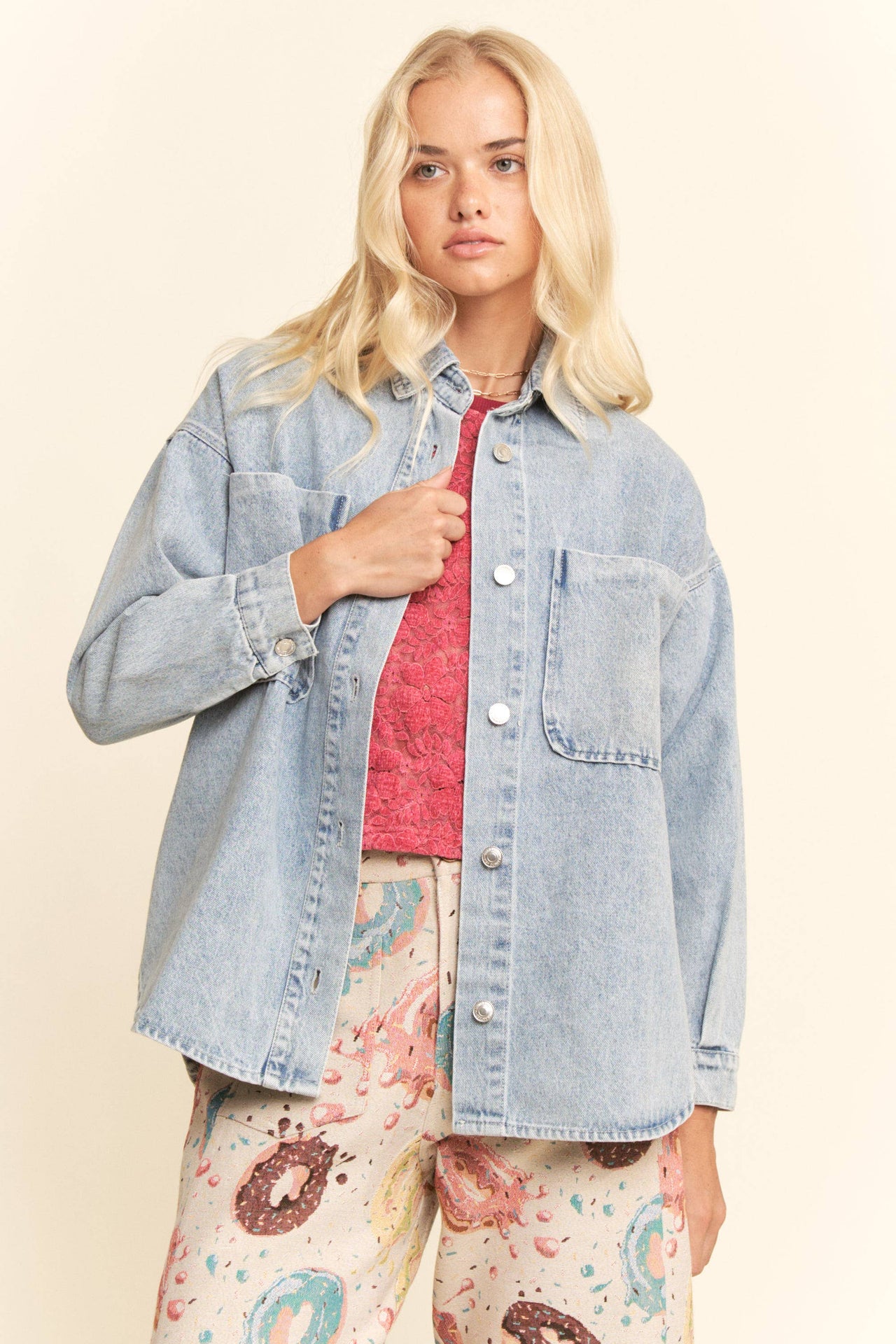 PLUS OVERSIZED DENIM JACKET FRONT CHEST POCKETS