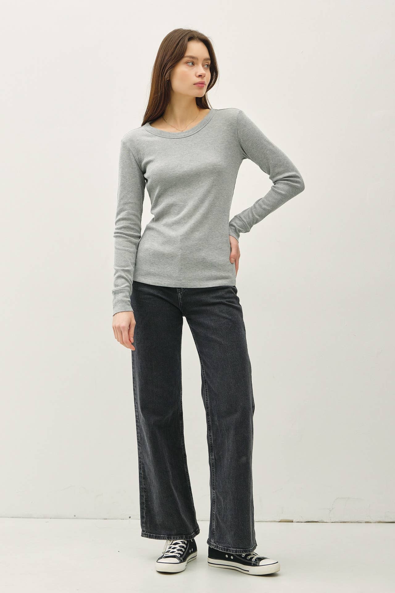 RIBBED COTTON ROUND NECK BASIC TOP