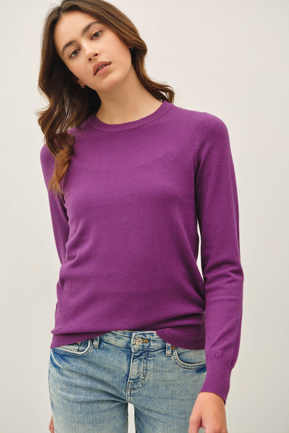 NEW COLOR-VISCOSE CREW NECK SOFT KNIT SWEATER