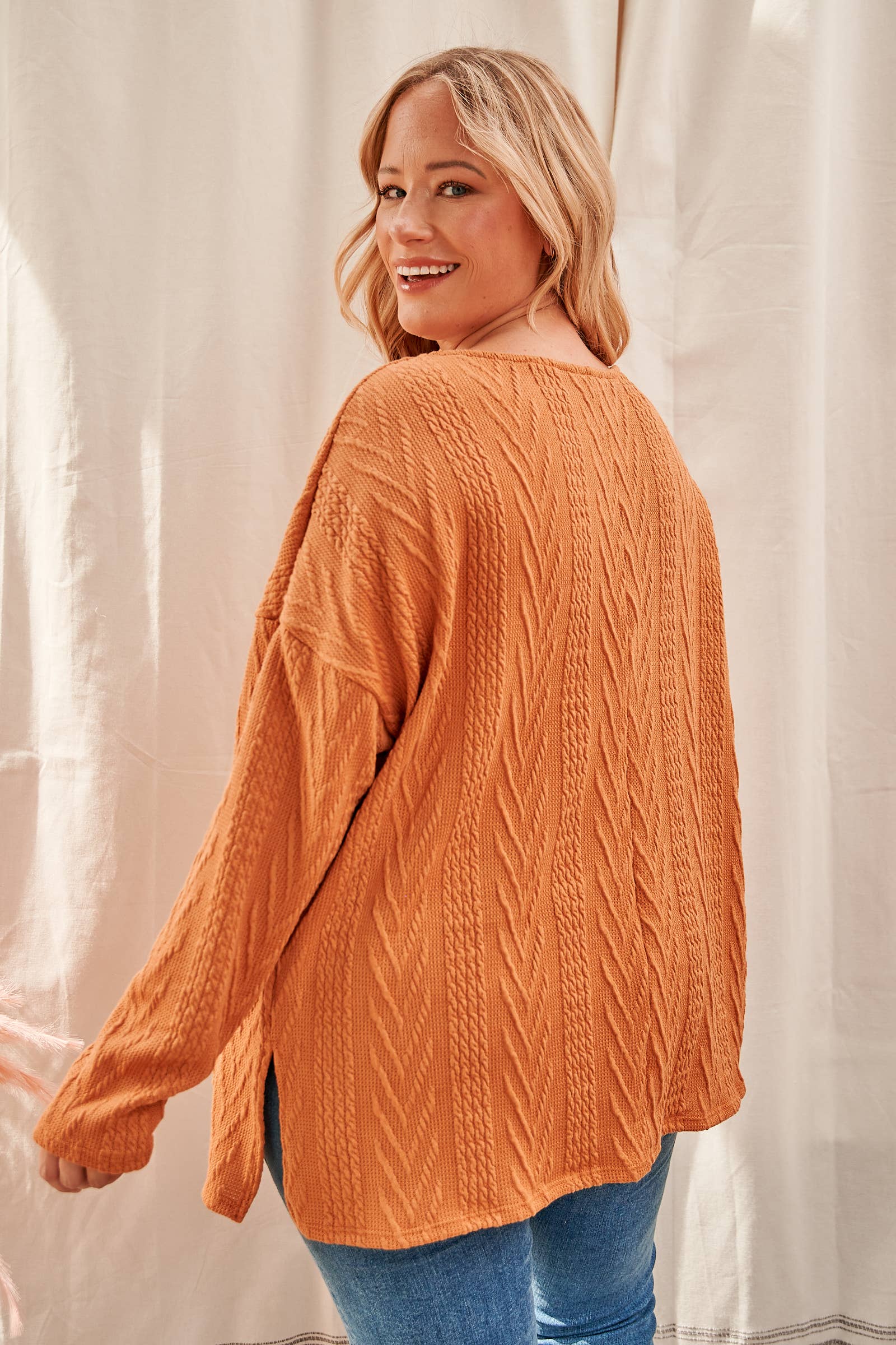 Plus size Oversized fit cable knit top-PLT4996