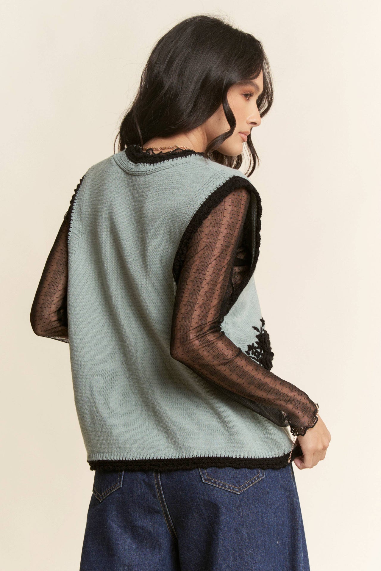 FLORAL EMBROIDERED LACE SWEATER KNIT VEST TOP