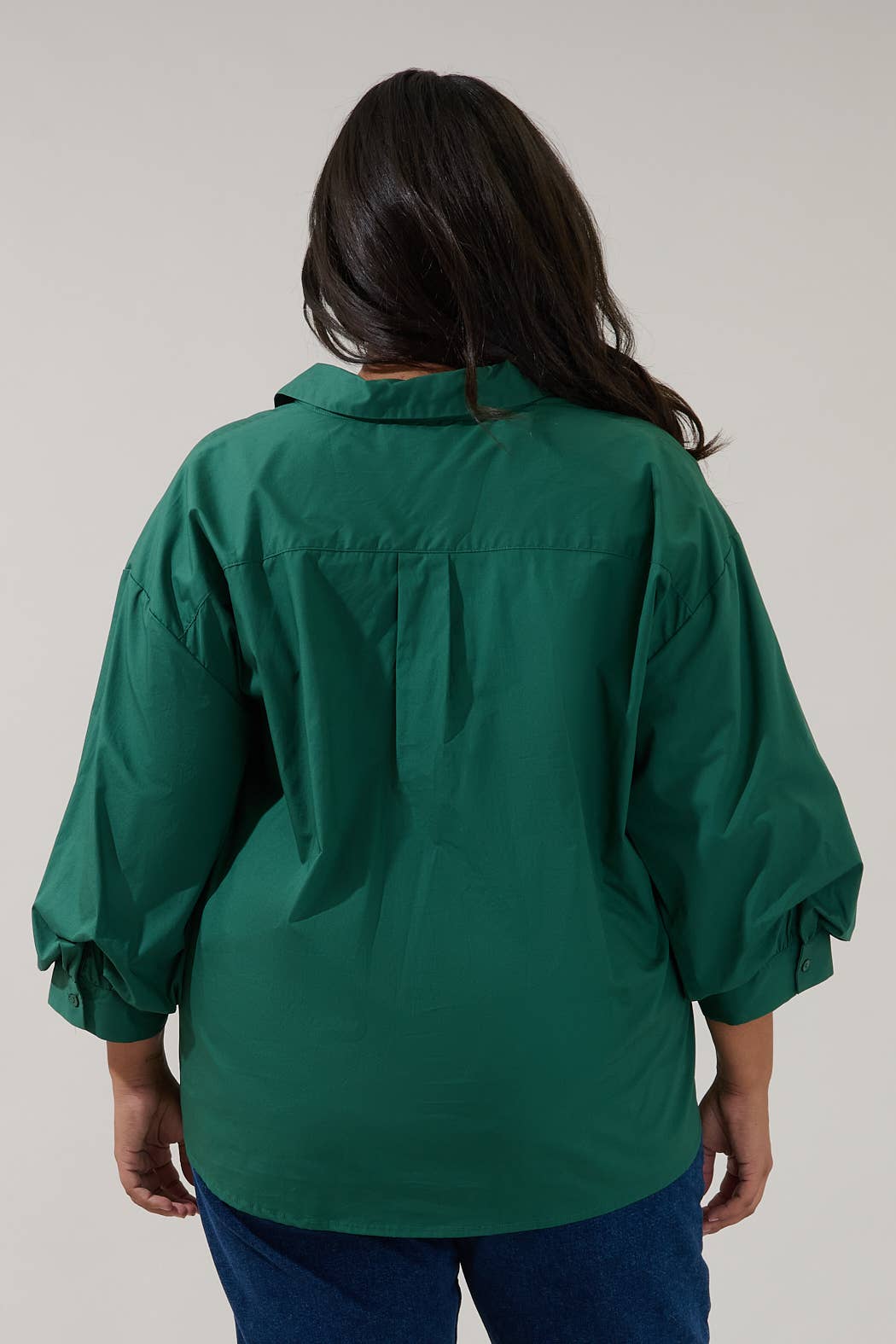 The Lucienne Shirt Curvy | Emerald Cotton Poplin Button Down