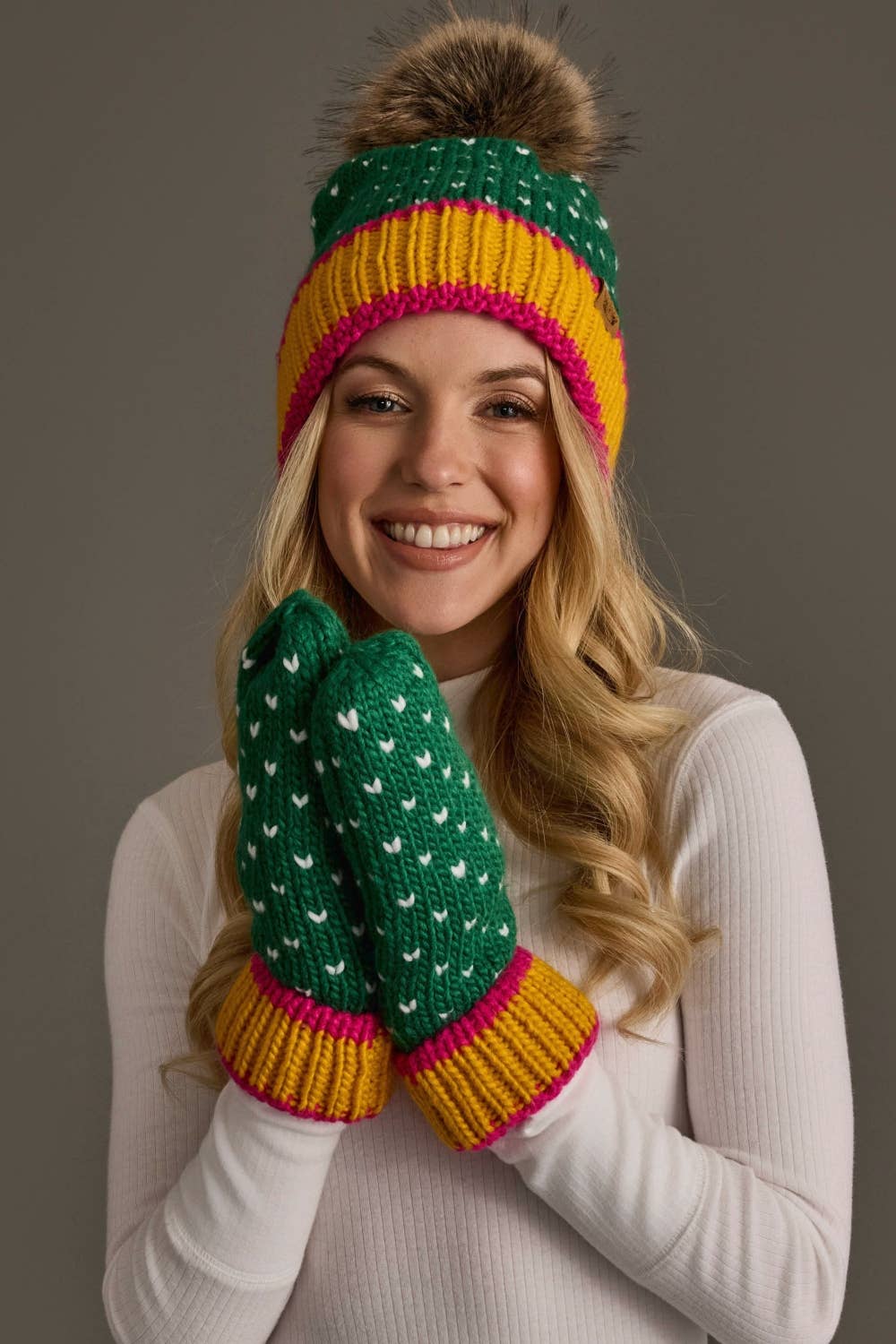 Green, White & Mustard Heart Design Mittens