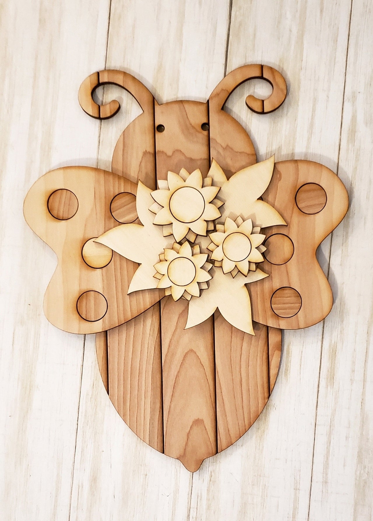 Shiplap Bee  3-D Layered Wood Blank